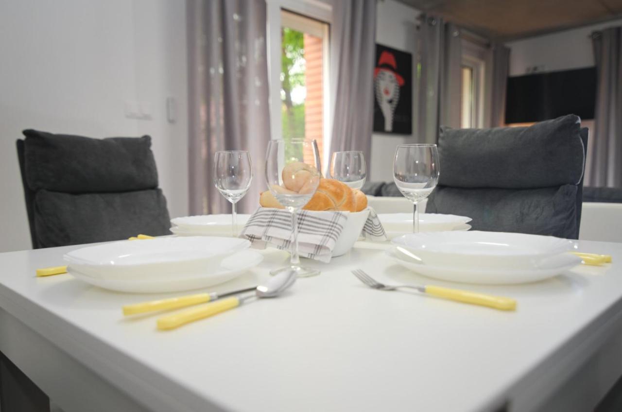 Apartamenty Bernardo Lux Karpacz Exterior foto